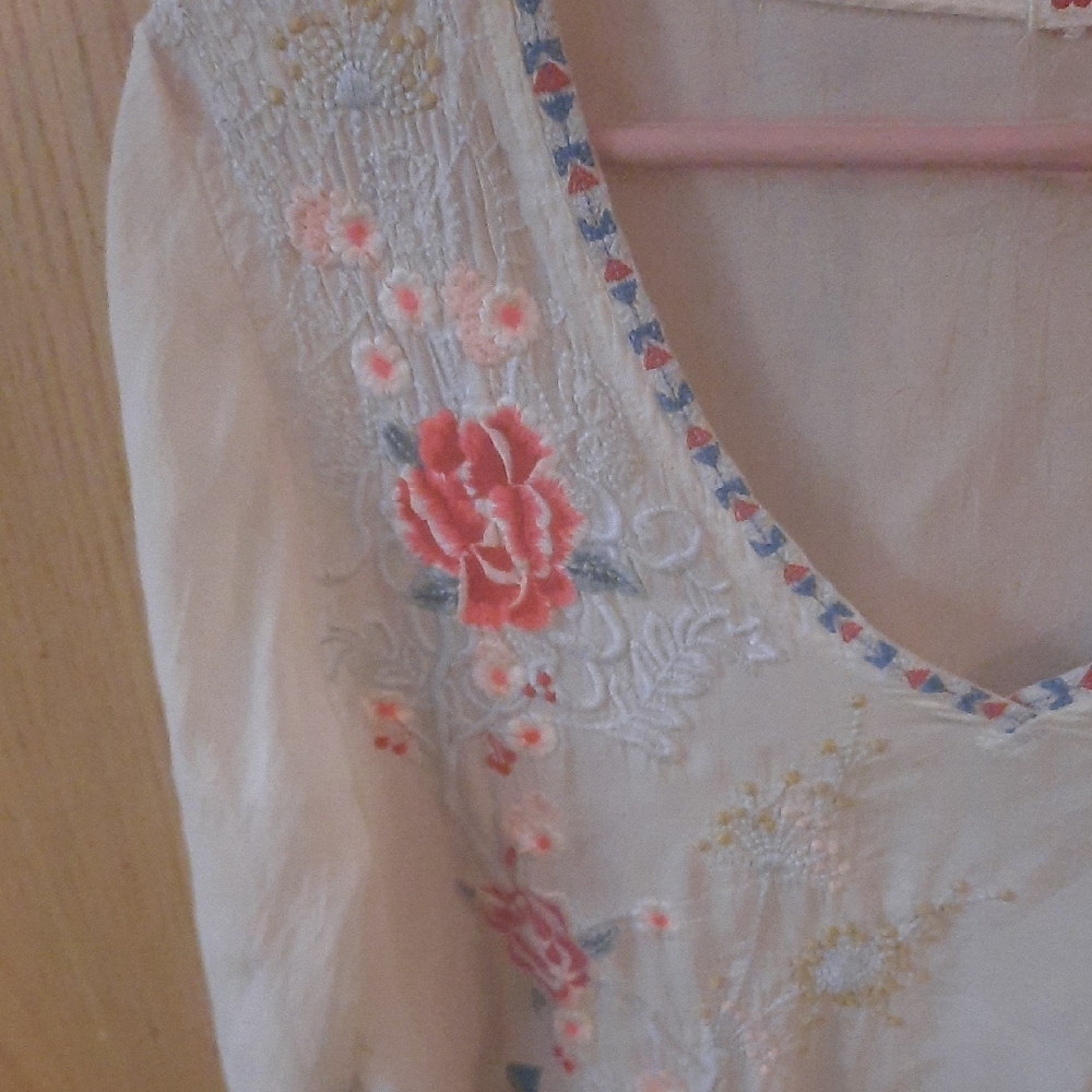 Johnny Was White V‑Neck Embroidered Long Sleeve Top with Pink Floral Accents - Picture 2 of 8